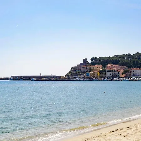 A Due Passi Dal Mare شقة